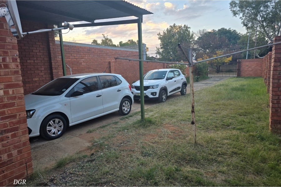 7 Bedroom Property for Sale in Cassandra Northern Cape